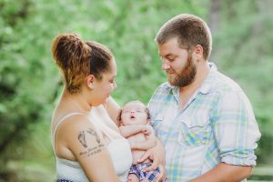 jisarah family portrait newborn photographer in eau claire soul shine photography 3