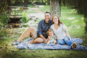 josie family portrait photographer in eau claire soul shine photography