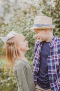 apple orchard family portraits soul shine photography 3148