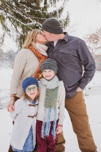 erin and bill beautiful snowy family portraits soul shine photography 0406
