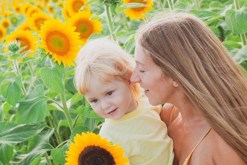 genevieve photographer mom soul shine photography